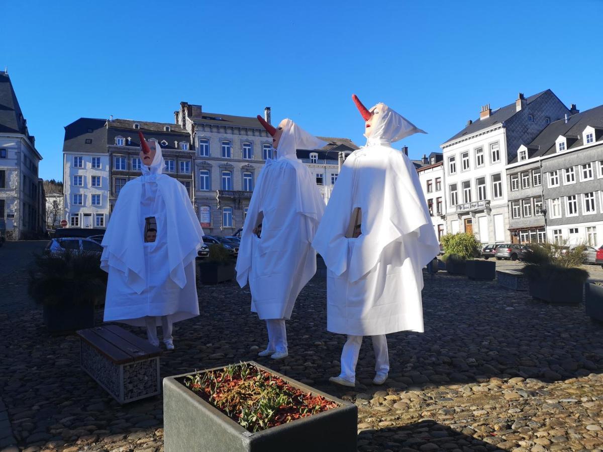 مبيت وإفطار ستافيلوت La Pierre Du Diable المظهر الخارجي الصورة